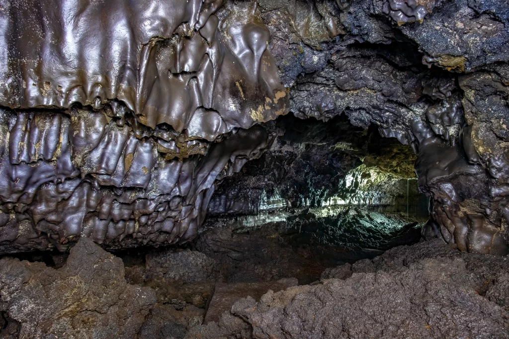 Kaumana Lava Tube, Big Island Hawaii Tours
